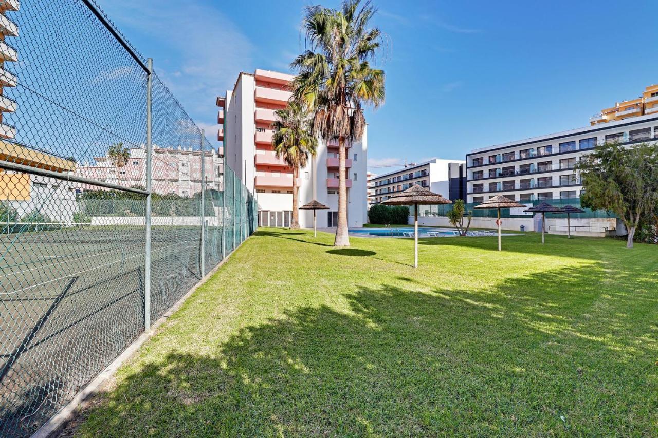 Praia Da Rocha Central 1 With Pool By Homing Portimão Exterior photo